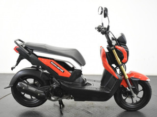 Zoomer X 2025 ពណ៌ក្រហម